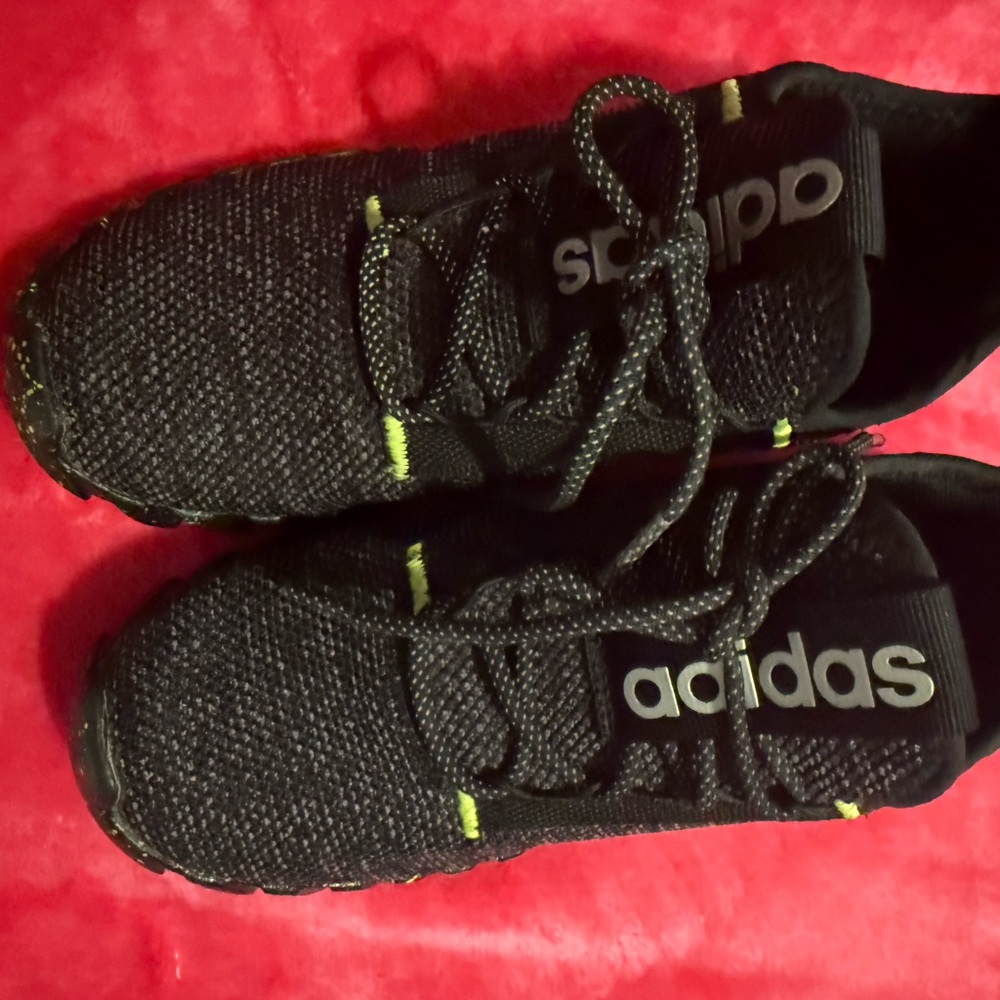 Adidas Kids Black Sneakers with green Highlights